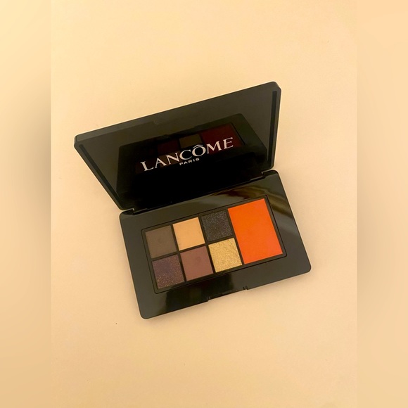 Makeup New Color Design Eyeshadows Blush Subtil